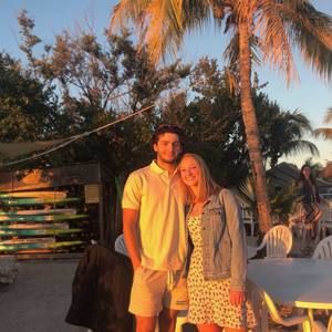 Meet your Posher, Melanya